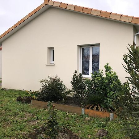 L'Aureilhannaise Exterior foto